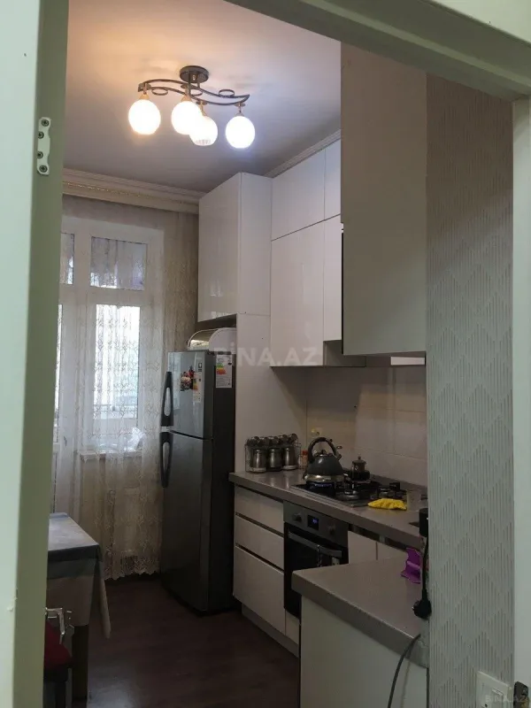 Satılır 2 otaqlı mənzil 65 m²