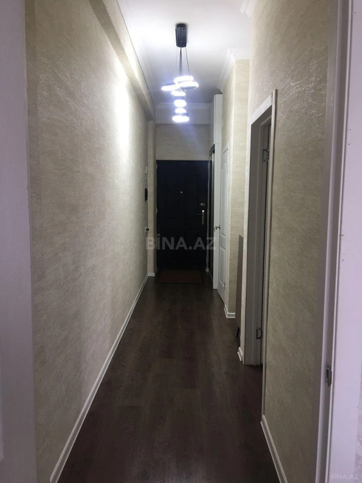 Satılır 2 otaqlı mənzil 65 m²