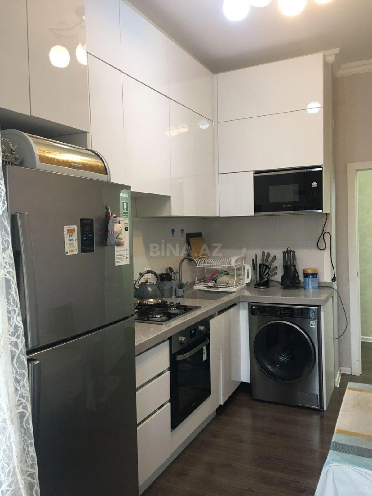 Satılır 2 otaqlı mənzil 65 m²