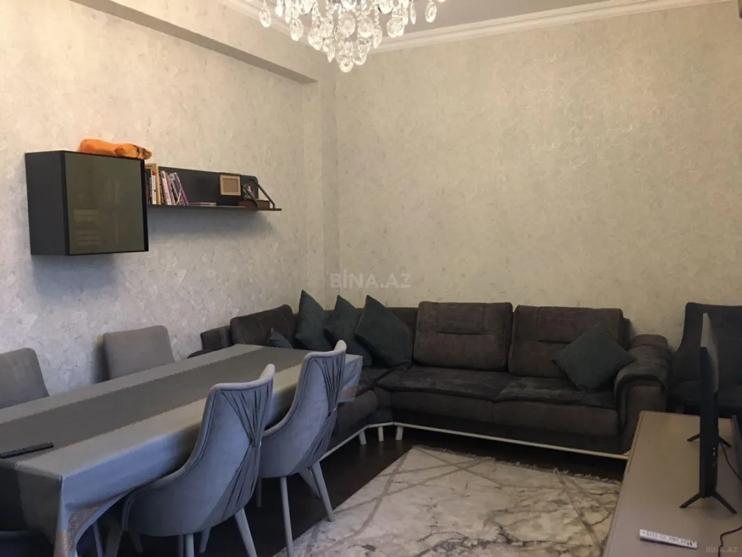 Satılır 2 otaqlı mənzil 65 m²
