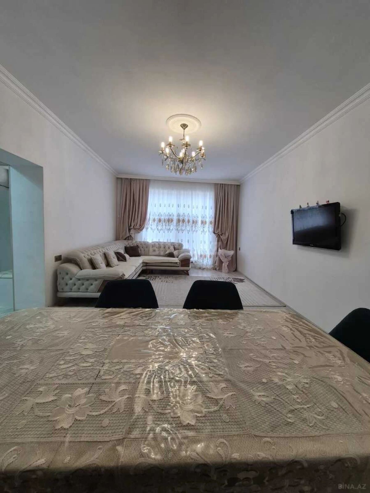 Satılır 6 otaqlı həyət evi 220 m²