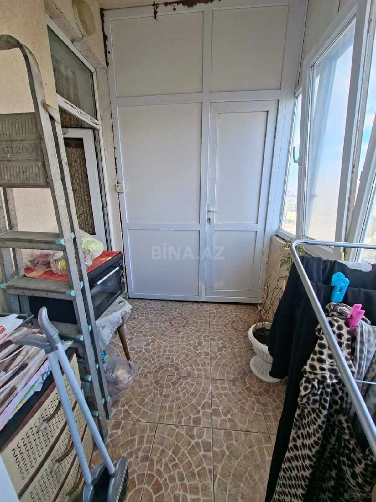 Satılır 2 otaqlı mənzil 60 m²