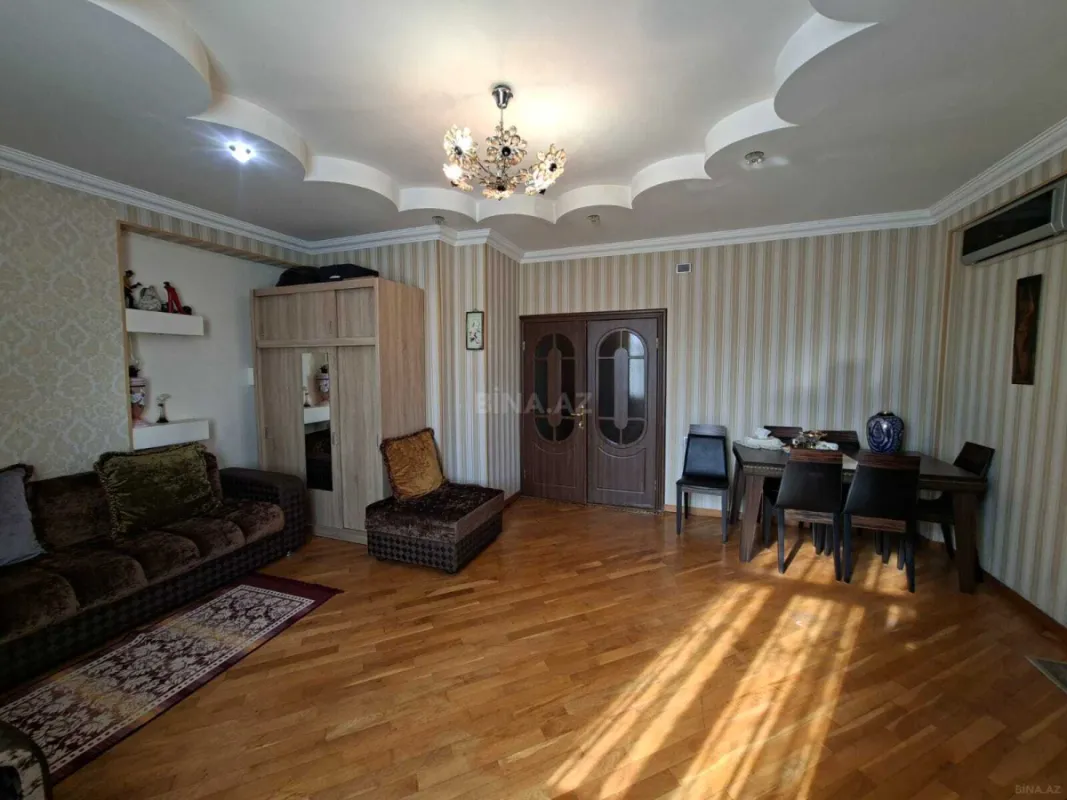 Satılır 2 otaqlı mənzil 60 m²