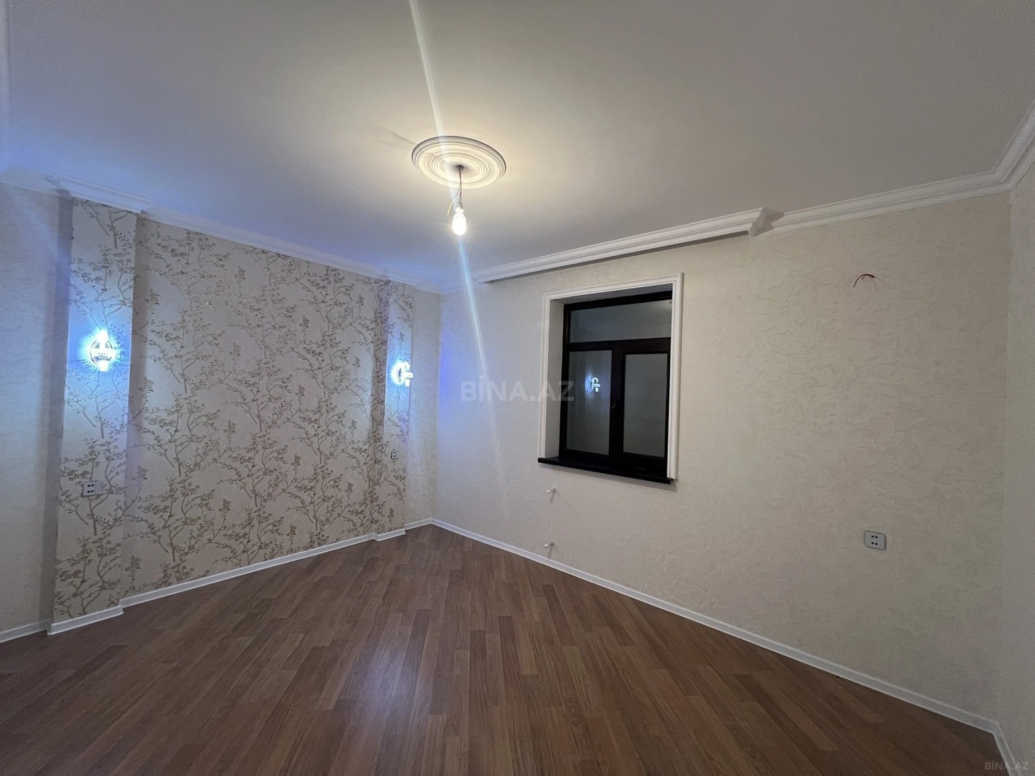 Satılır 6 otaqlı həyət evi 220 m²