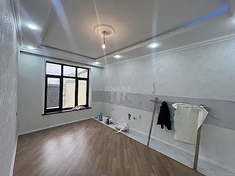 Satılır 6 otaqlı həyət evi 220 m²