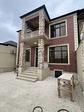 Satılır 6 otaqlı həyət evi 220 m²