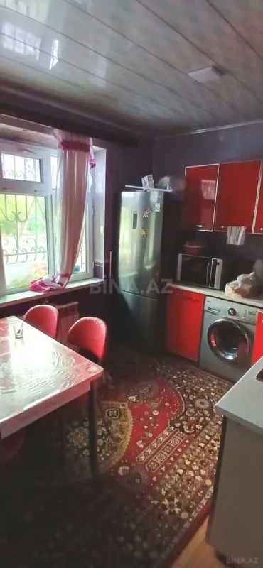 Satılır 5 otaqlı mənzil 100 m²