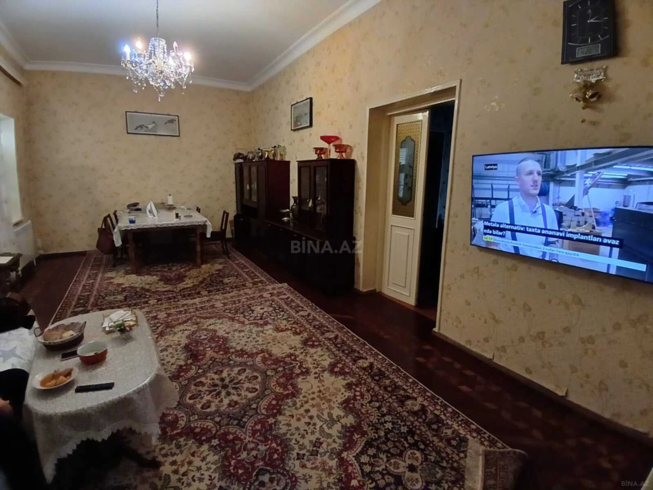 Satılır 5 otaqlı həyət evi 300 m²