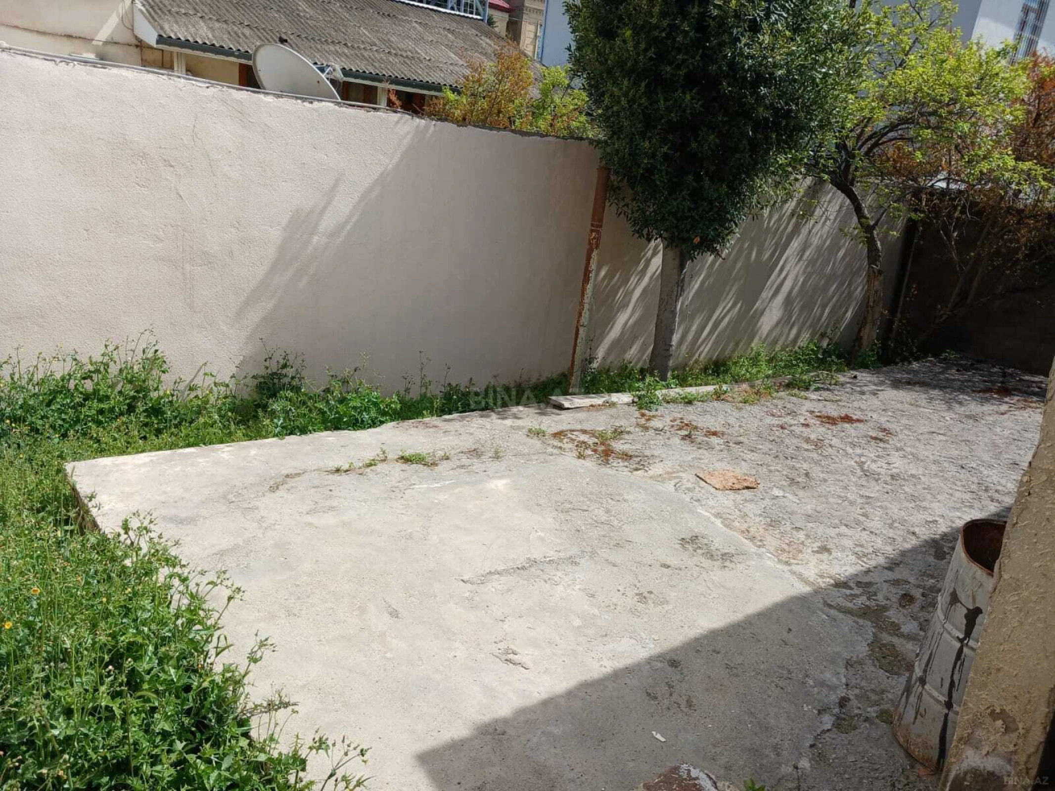 Satılır 5 otaqlı həyət evi 300 m²