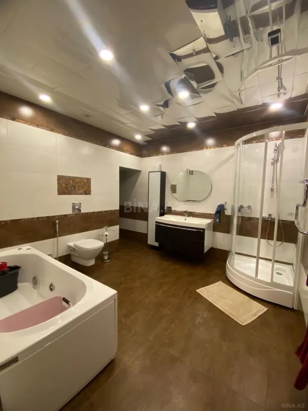 Satılır 3 otaqlı mənzil 110 m²