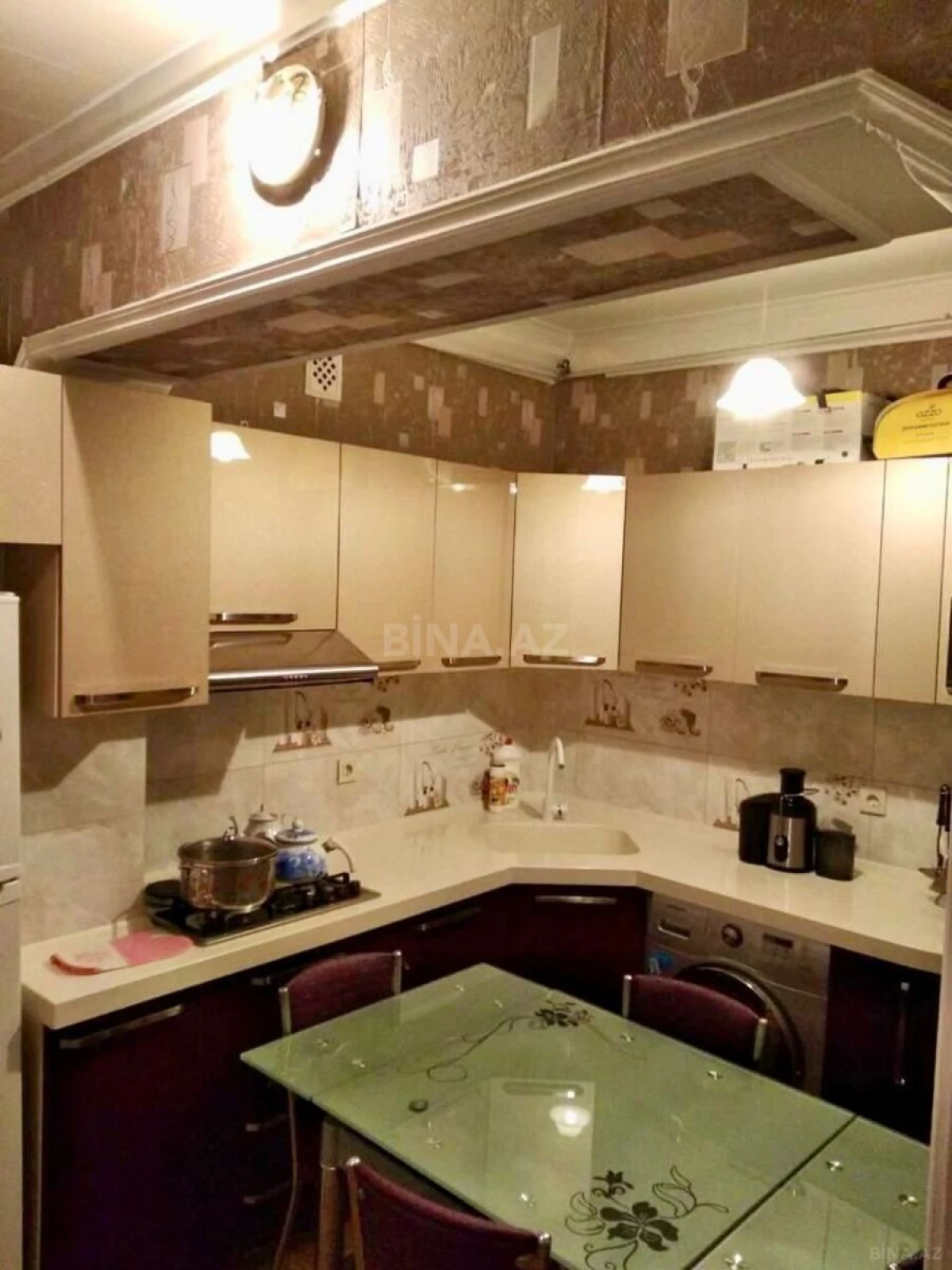 Kirayə verilir 2 otaqlı mənzil 60 m²