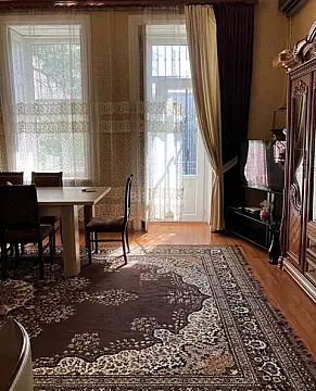 Satılır 3 otaqlı mənzil 100 m²