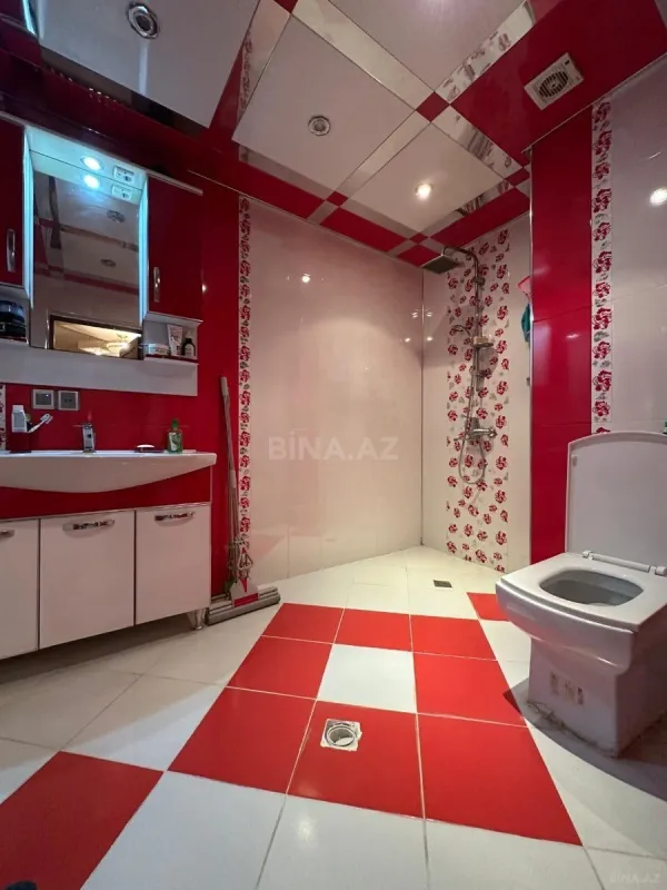 Satılır 2 otaqlı mənzil 100 m²