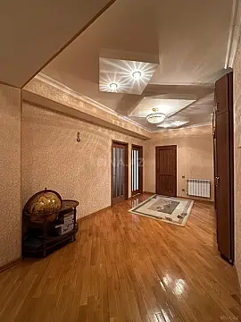 Satılır 2 otaqlı mənzil 100 m²
