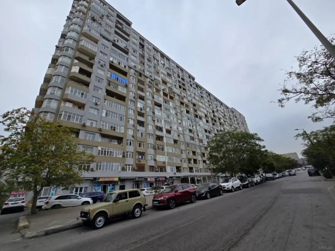 Satılır 2 otaqlı mənzil 100 m²