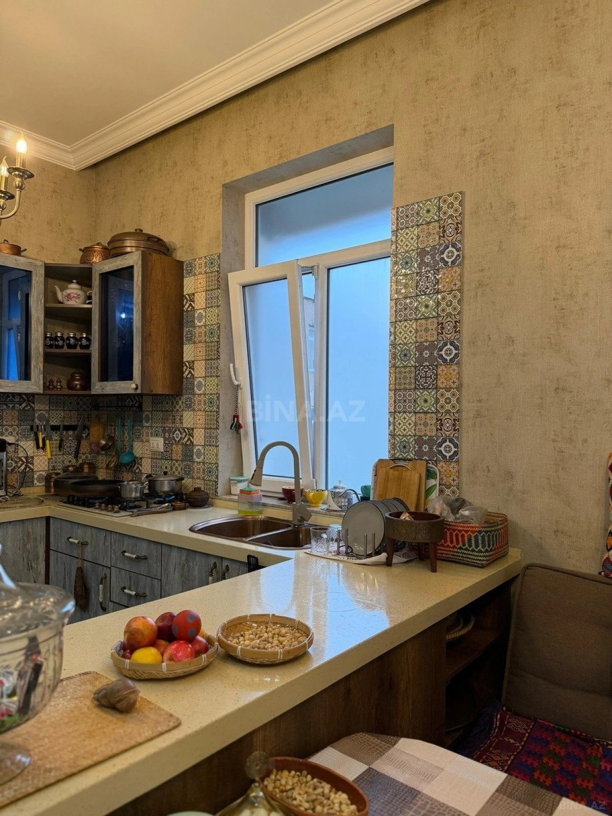 Satılır 4 otaqlı mənzil 157 m²