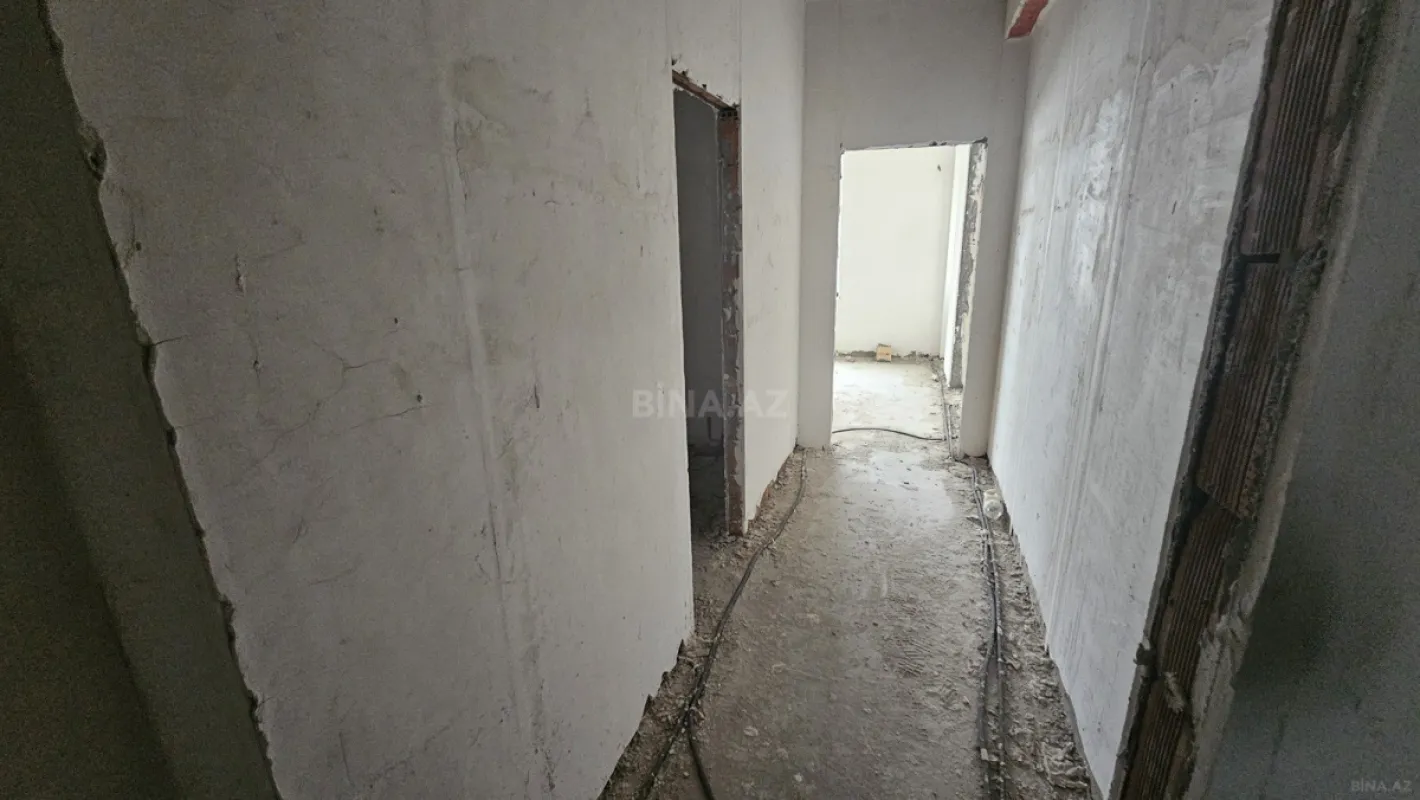 Satılır 3 otaqlı mənzil 155 m²