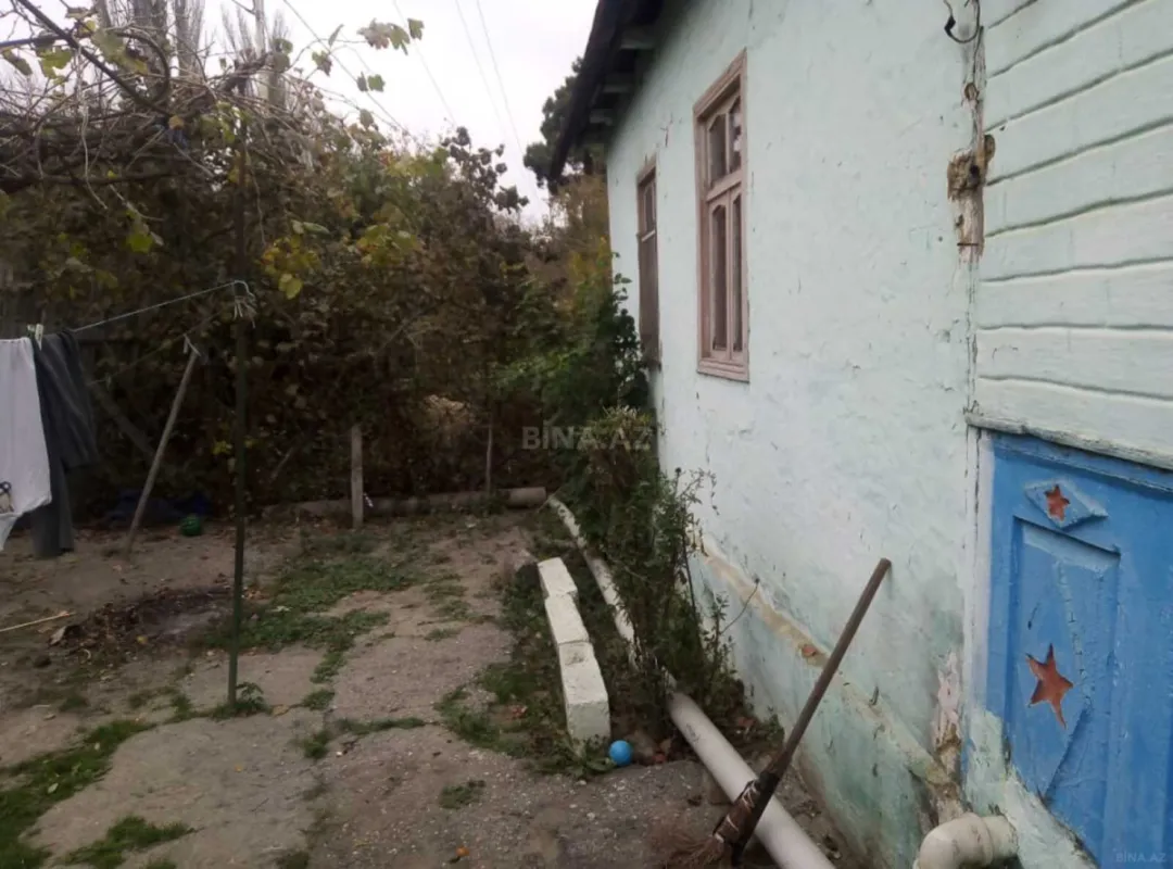 Satılır 3 otaqlı həyət evi 600 m²