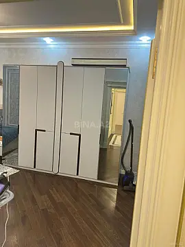 Kirayə verilir 2 otaqlı mənzil 96 m²