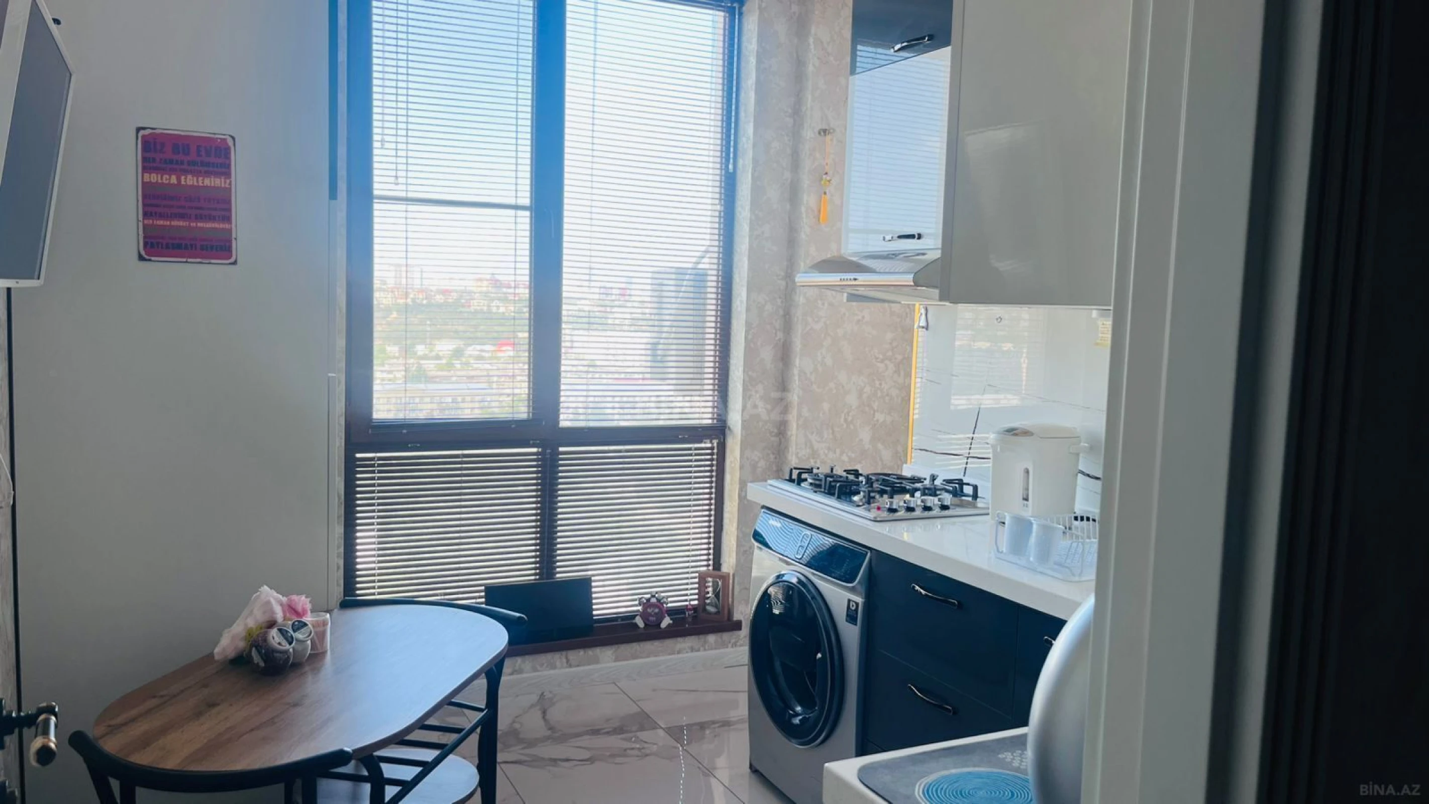 Satılır 2 otaqlı mənzil 65 m²