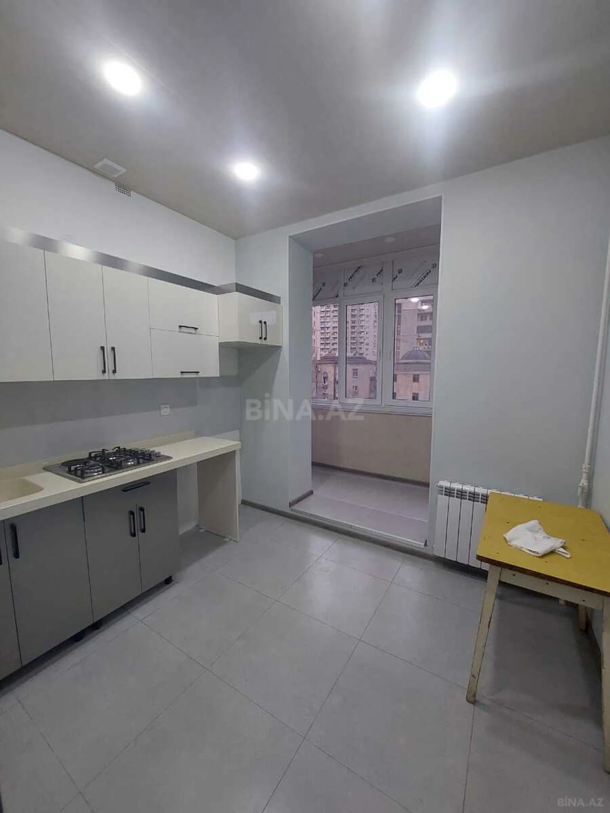 Kirayə verilir 2 otaqlı ofis 56 m²
