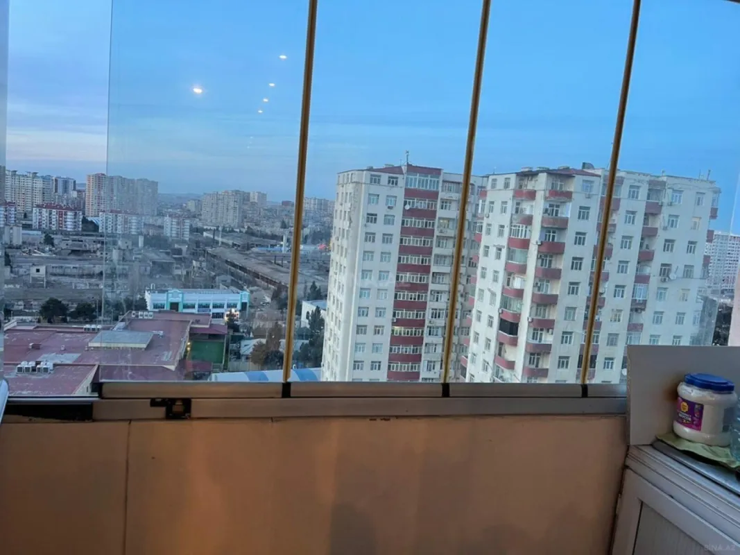 Satılır 3 otaqlı mənzil 125 m²