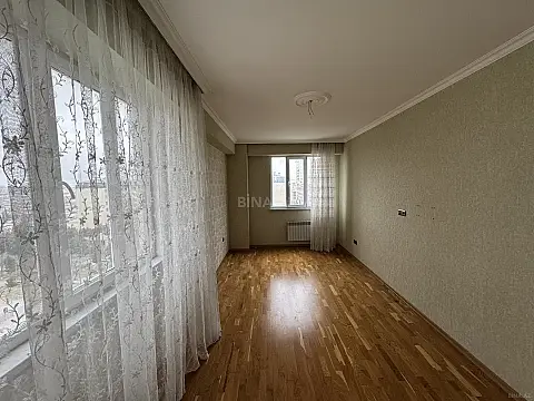 Satılır 2 otaqlı mənzil 61 m²