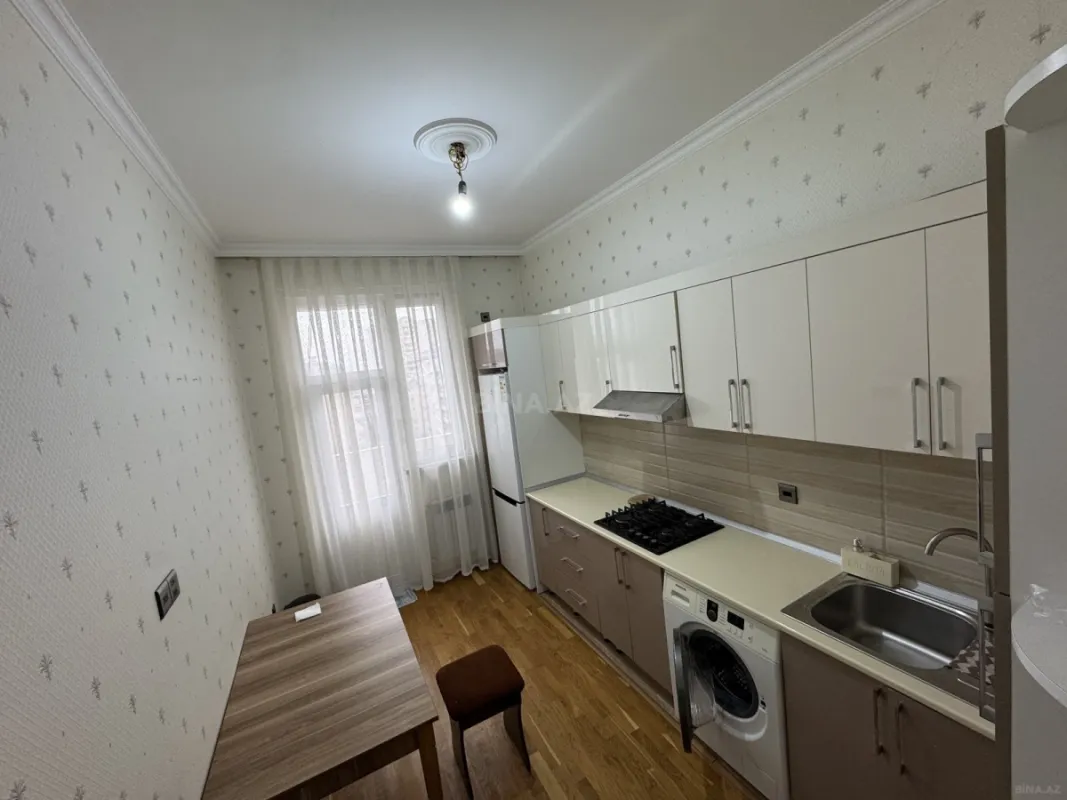 Satılır 2 otaqlı mənzil 61 m²