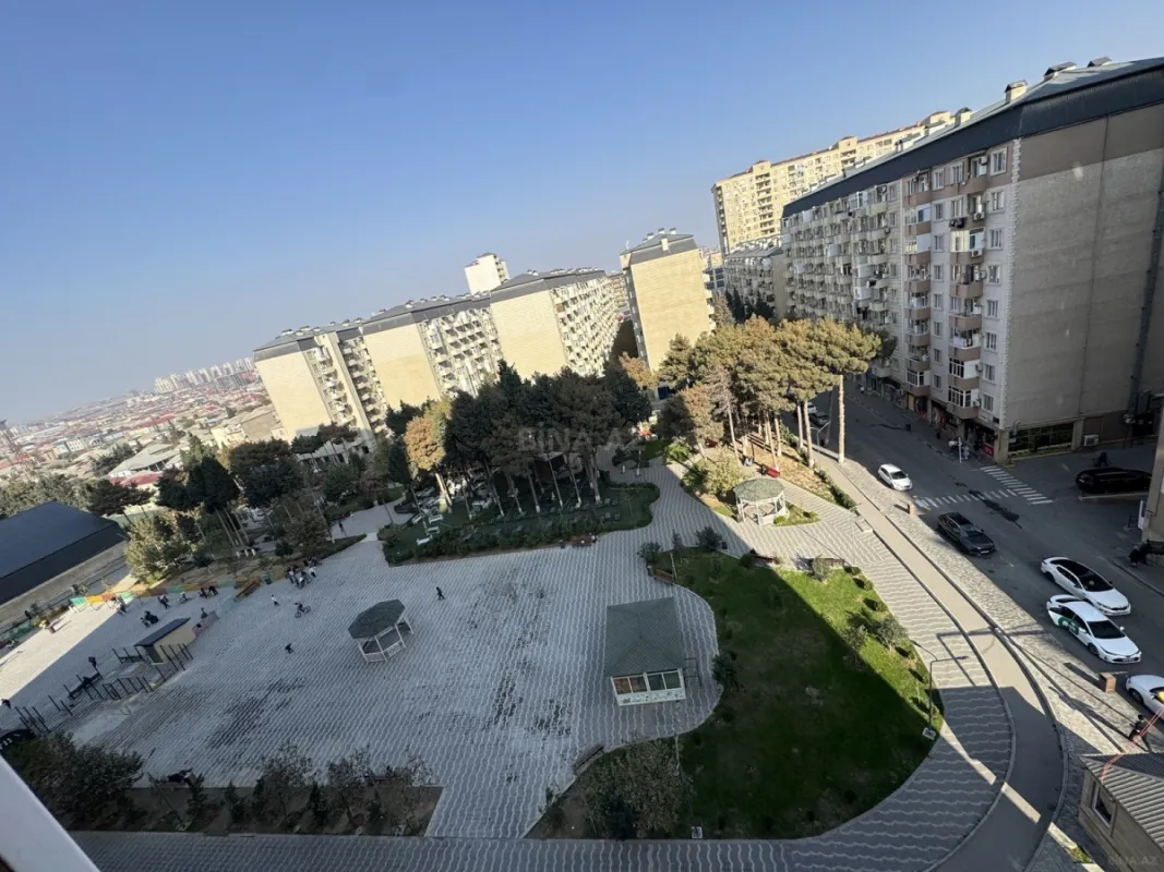 Satılır 2 otaqlı mənzil 61 m²