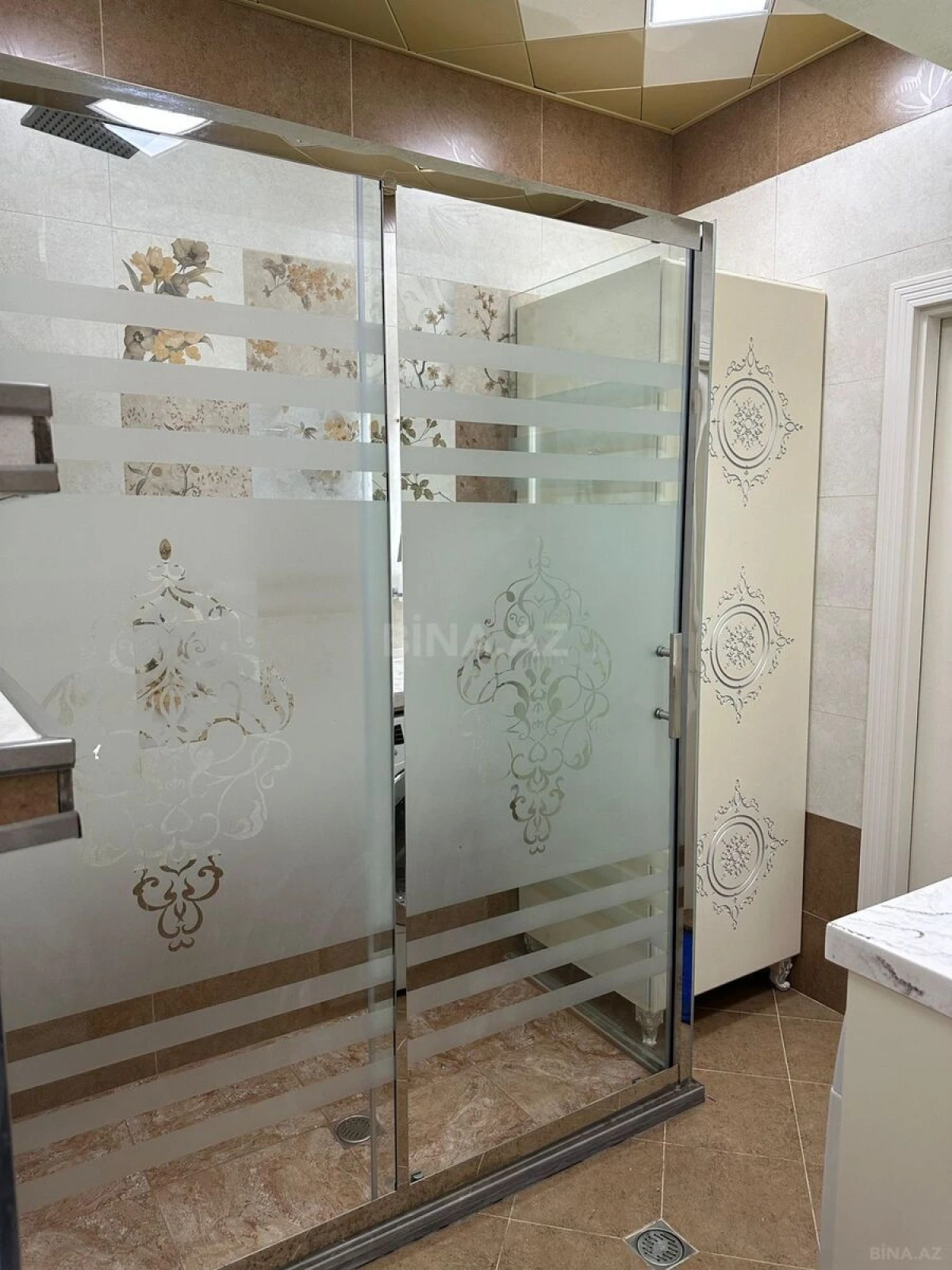 Satılır 3 otaqlı mənzil 117 m²