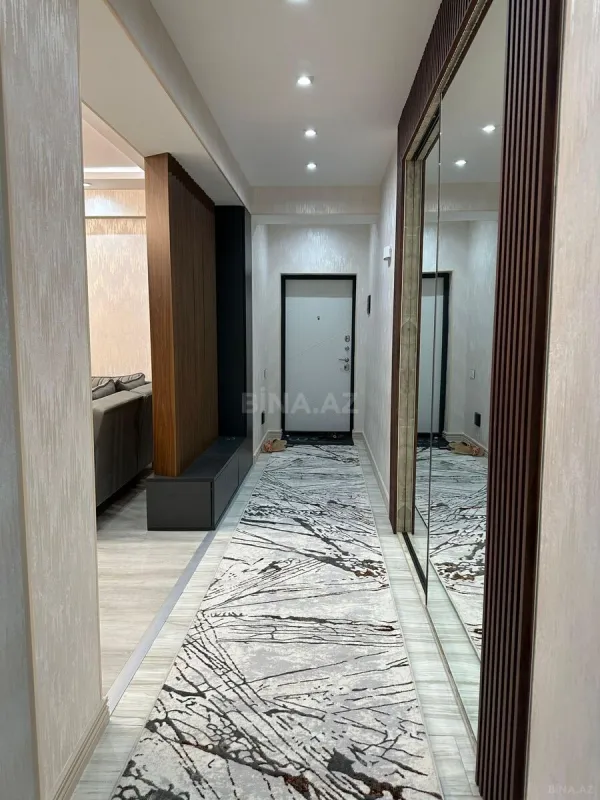 Satılır 3 otaqlı mənzil 117 m²