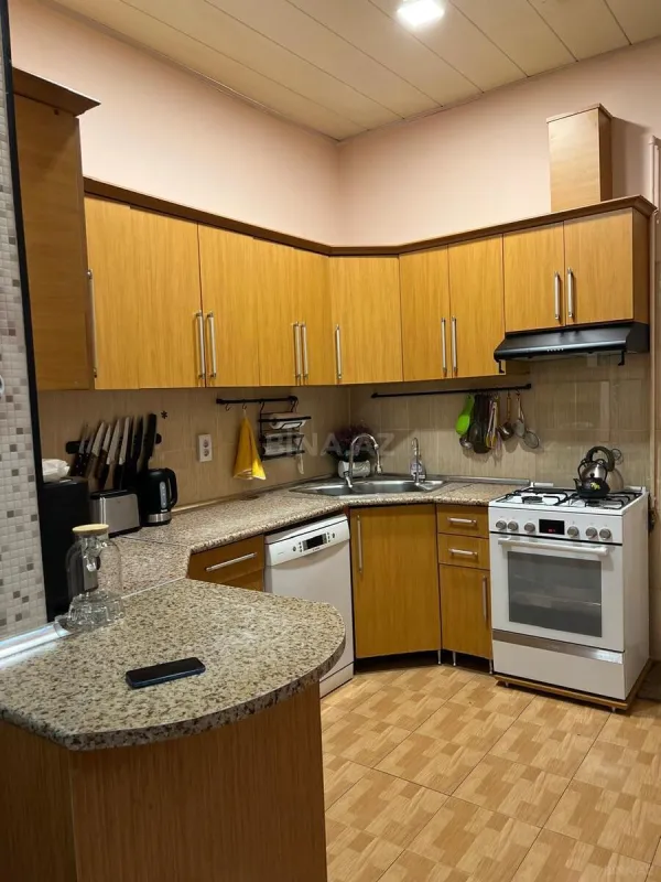 Kirayə verilir 3 otaqlı həyət evi 130 m²