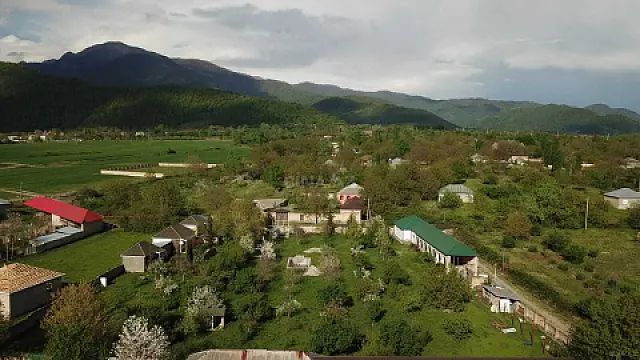 Satılır torpaq sahəsi 10 m²