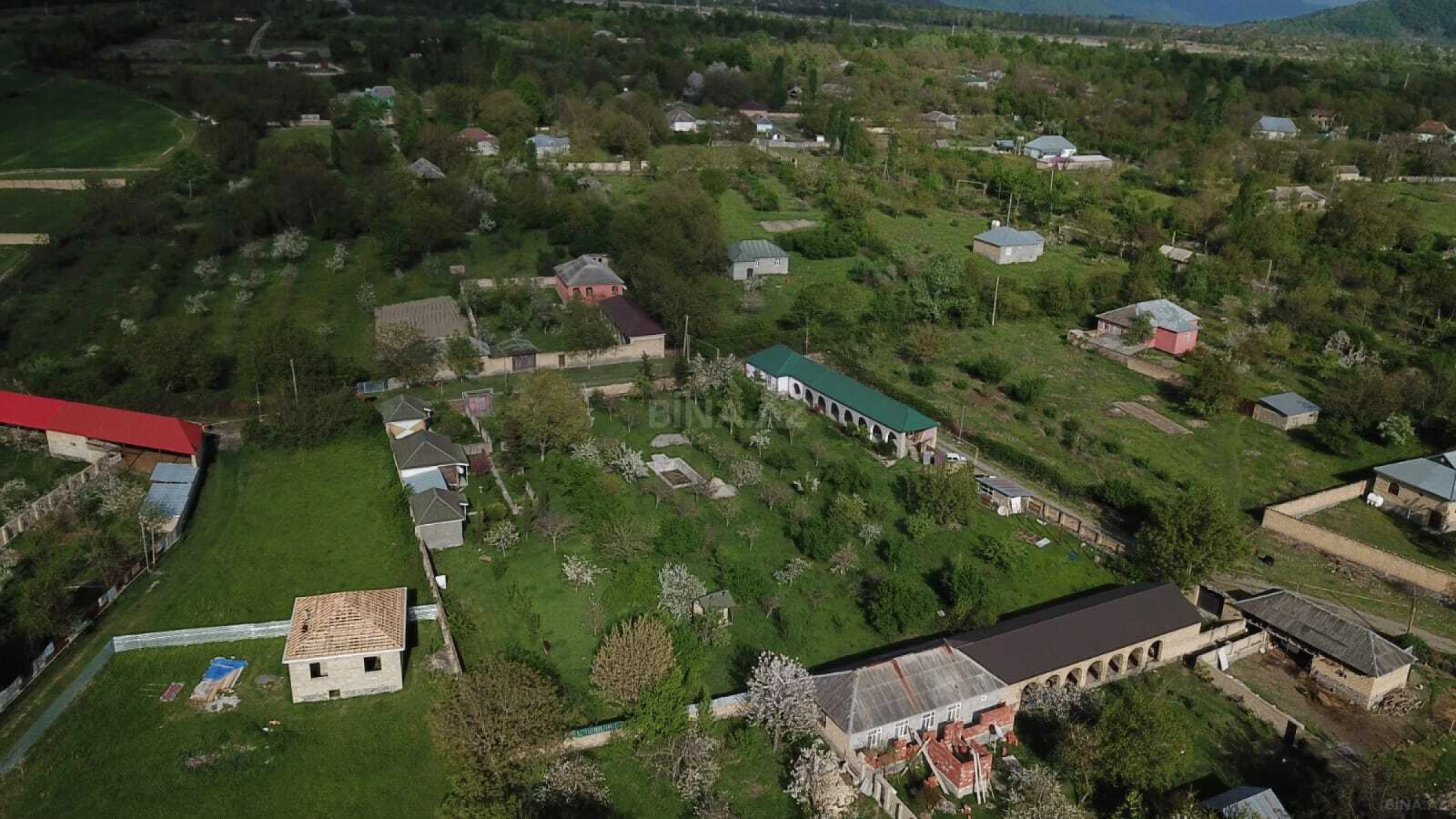 Satılır torpaq sahəsi 10 m²