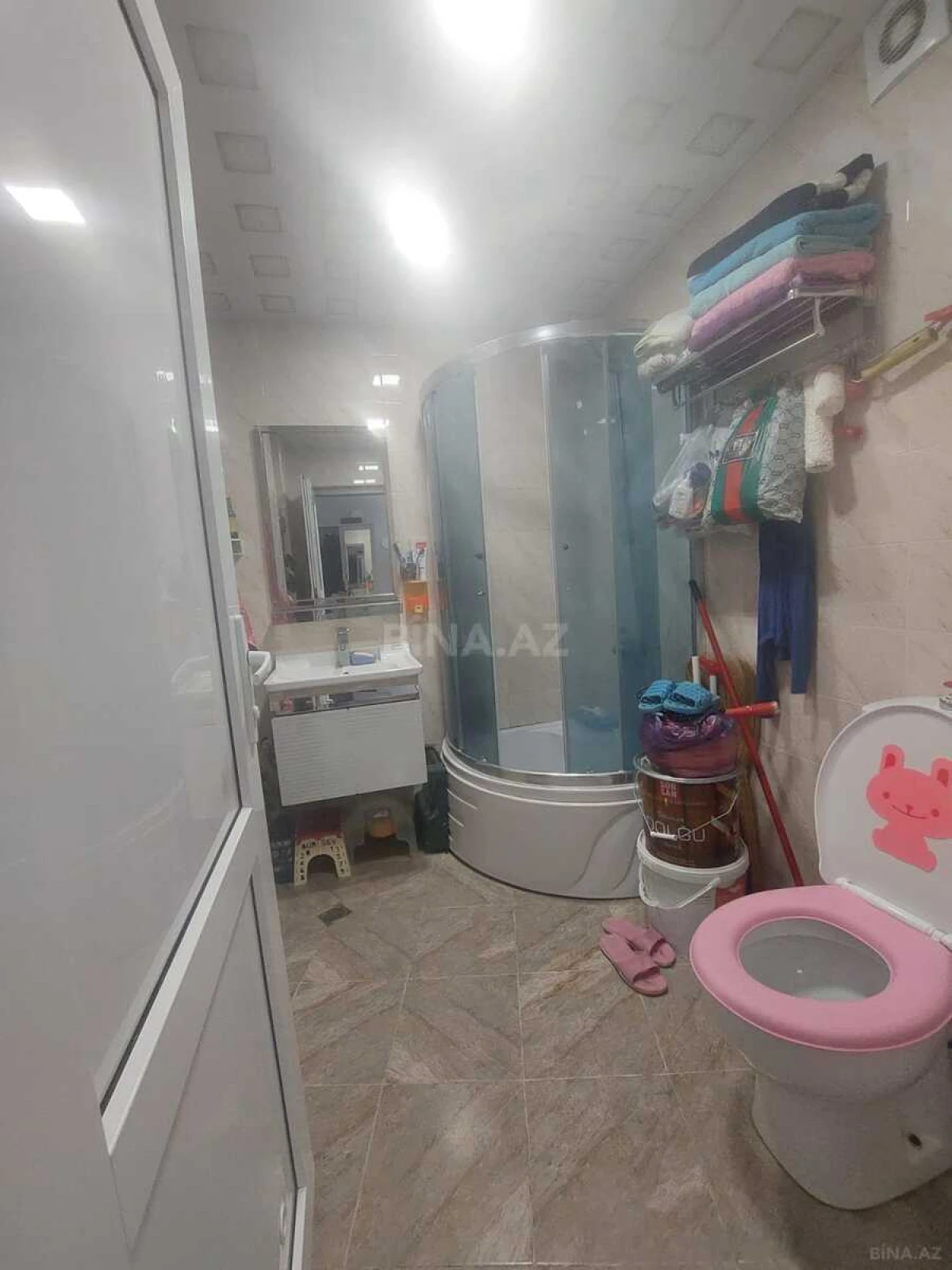 Satılır 2 otaqlı mənzil 71 m²
