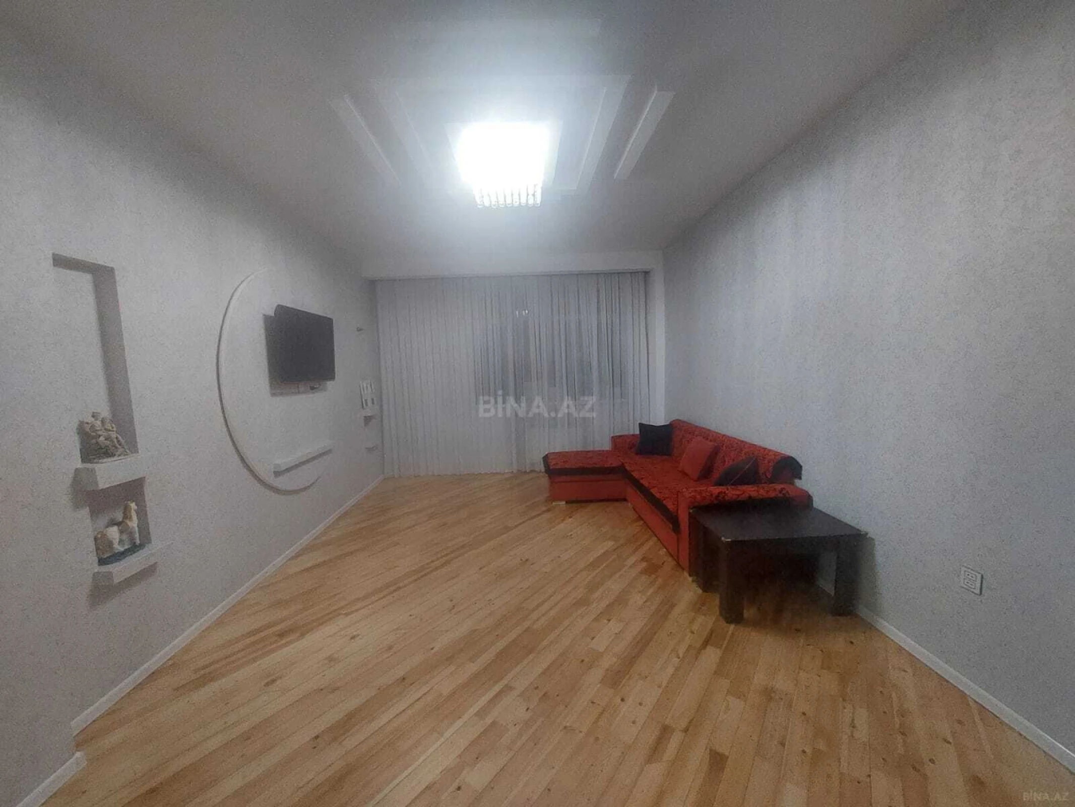 Satılır 2 otaqlı mənzil 71 m²