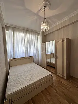 Kirayə verilir 2 otaqlı mənzil 64 m²