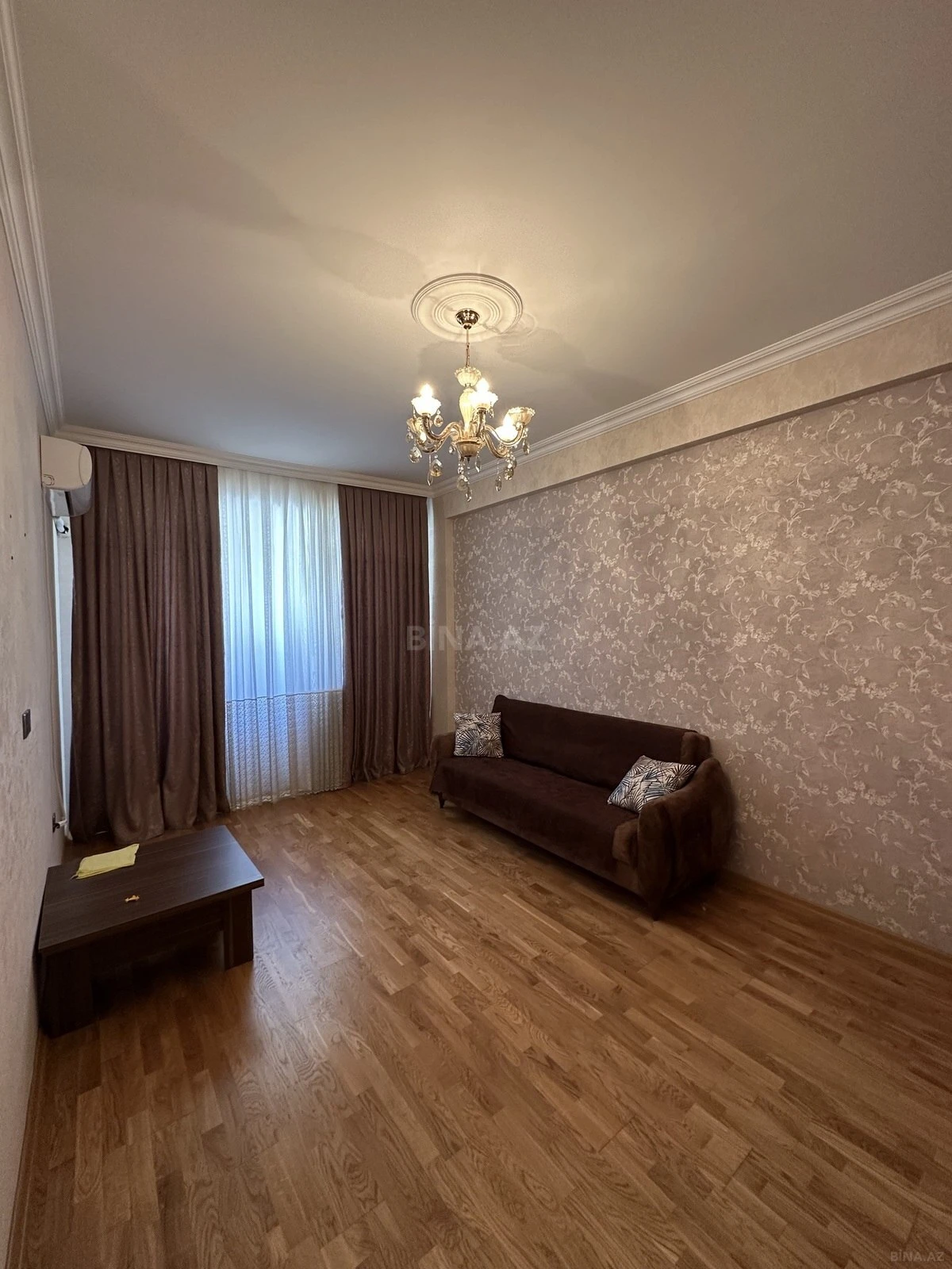 Kirayə verilir 2 otaqlı mənzil 64 m²