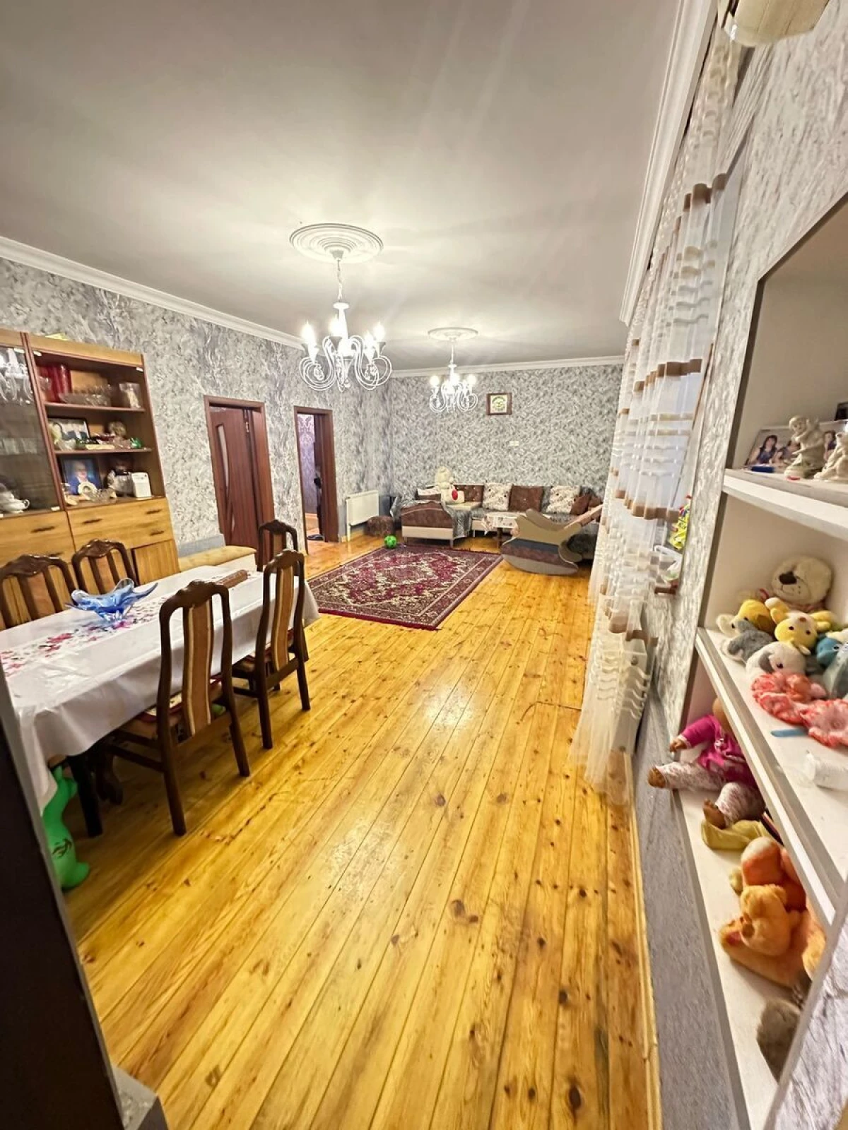 Satılır 5 otaqlı həyət evi 100 m²