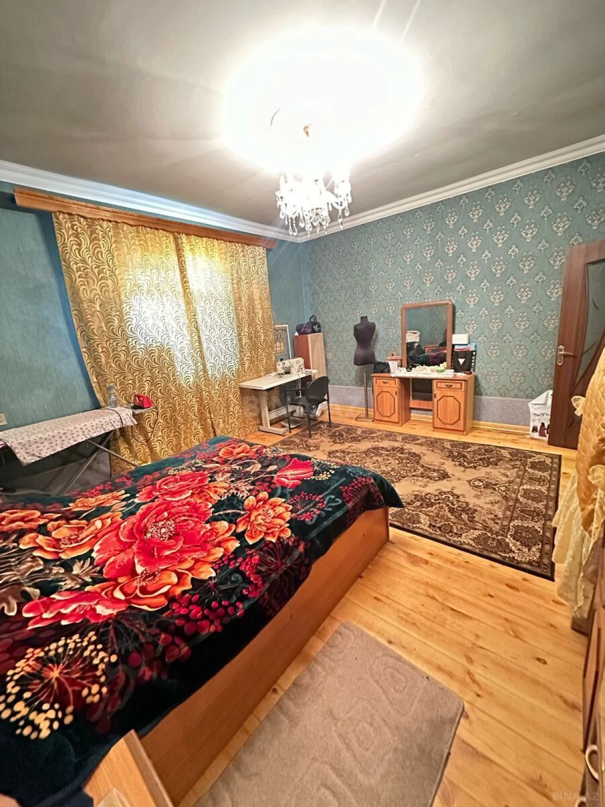 Satılır 5 otaqlı həyət evi 100 m²