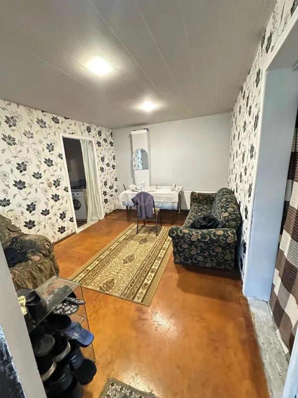 Satılır 5 otaqlı həyət evi 100 m²