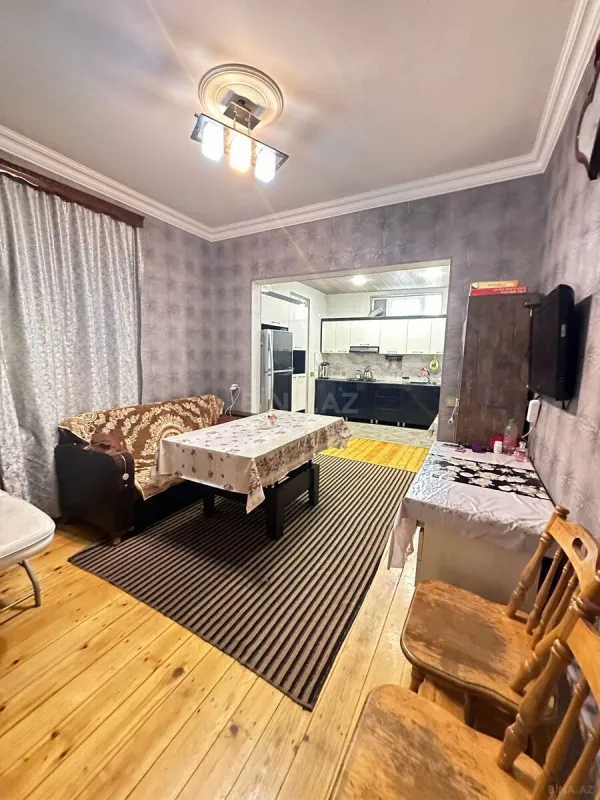 Satılır 5 otaqlı həyət evi 100 m²