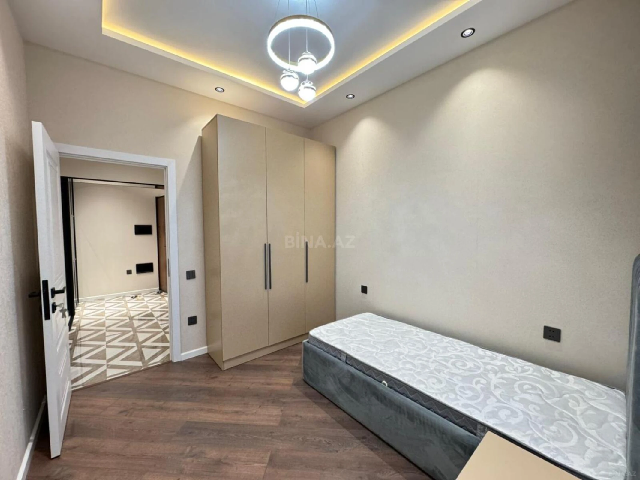 Satılır 3 otaqlı mənzil 80 m²