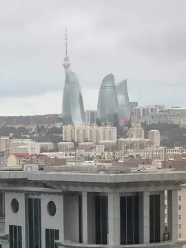 Kirayə verilir 3 otaqlı mənzil 120 m²