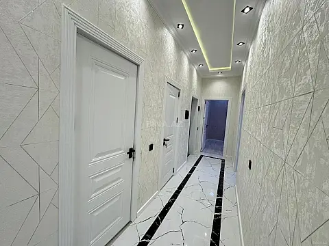 Satılır 3 otaqlı mənzil 105 m²