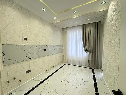 Satılır 3 otaqlı mənzil 105 m²