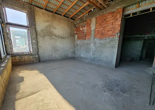 Satılır 3 otaqlı mənzil 180 m²