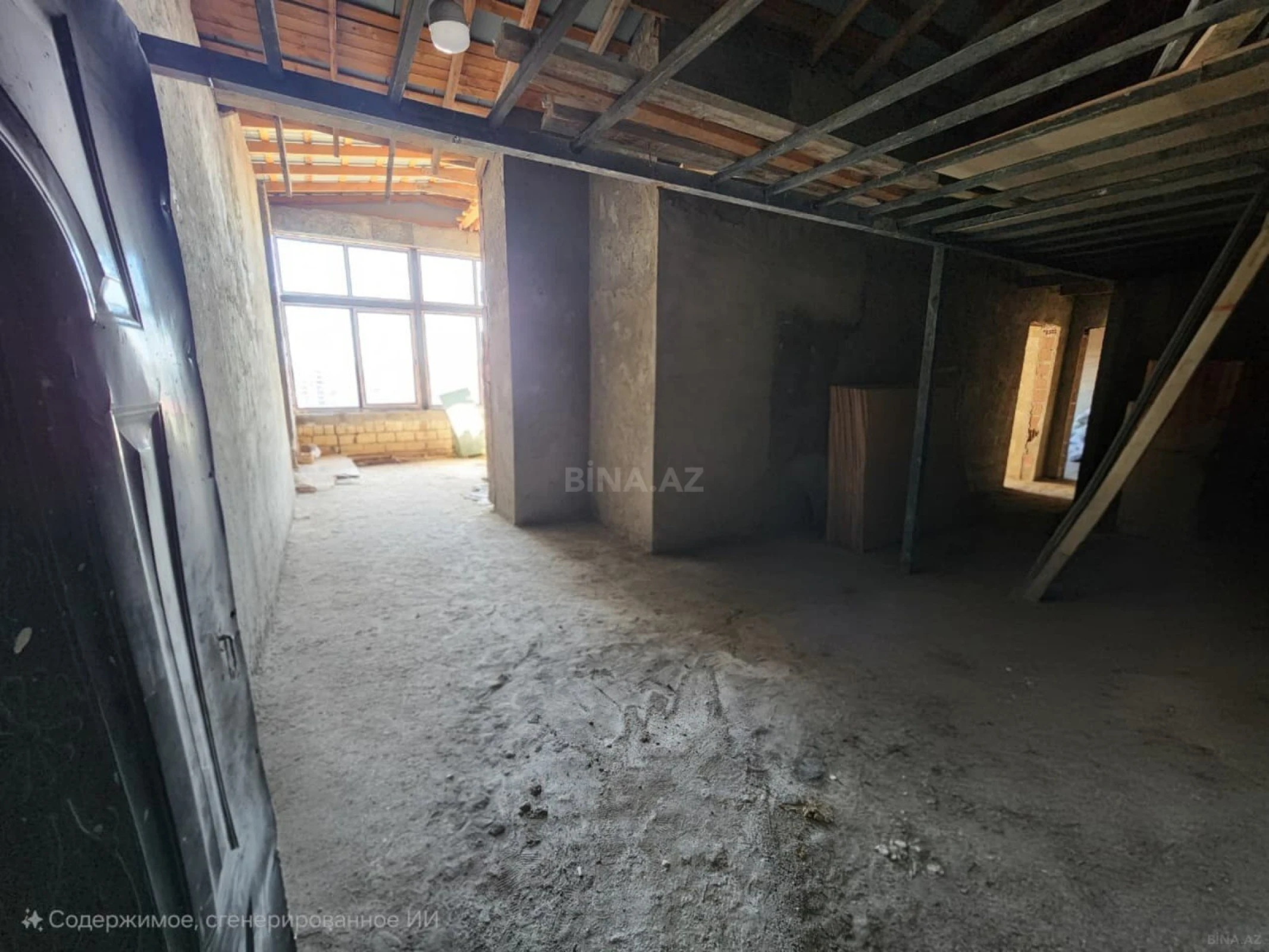 Satılır 3 otaqlı mənzil 180 m²