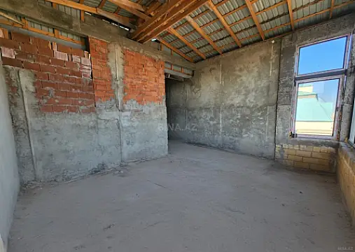 Satılır 3 otaqlı mənzil 180 m²