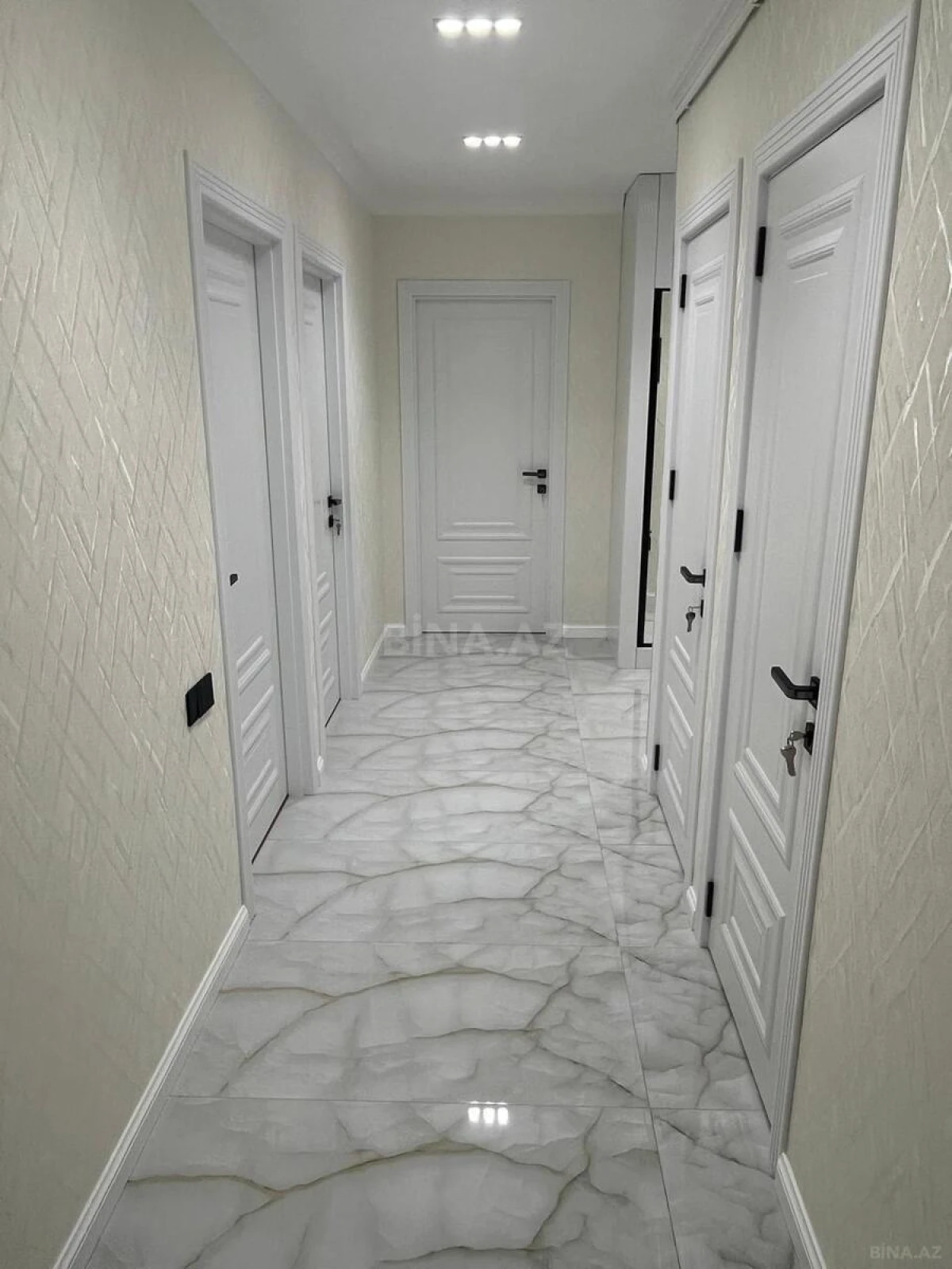 Satılır 3 otaqlı mənzil 85 m²